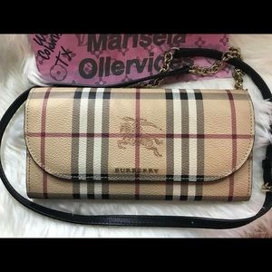 Authentic burberry haymarket woc